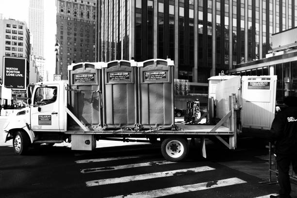 Best Portable toilet rental cost  in Unalaska, AK